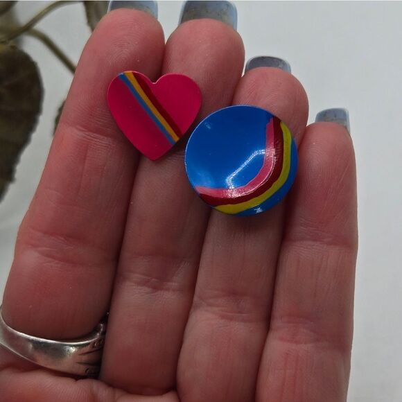 "5/$25" Mismatched Colorful Retro 80s Pop Art Circle/Heart Metal Stud Earrings - Picture 4 of 6